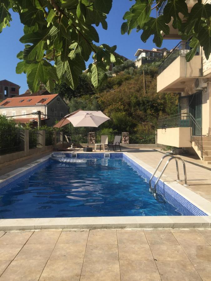 Kamenari New Summer Holiday 外观 照片