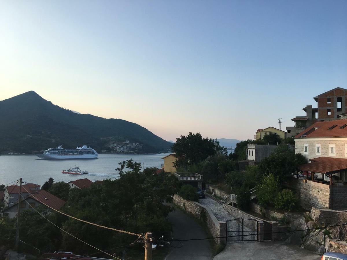 Kamenari New Summer Holiday 外观 照片